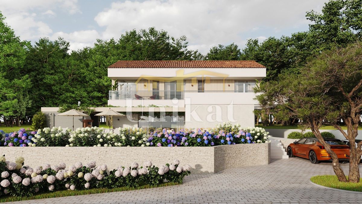 Gradbeno zemljišče s projektom